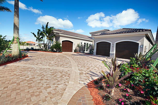  Spring Valley, MN Driveway Pavers Pros